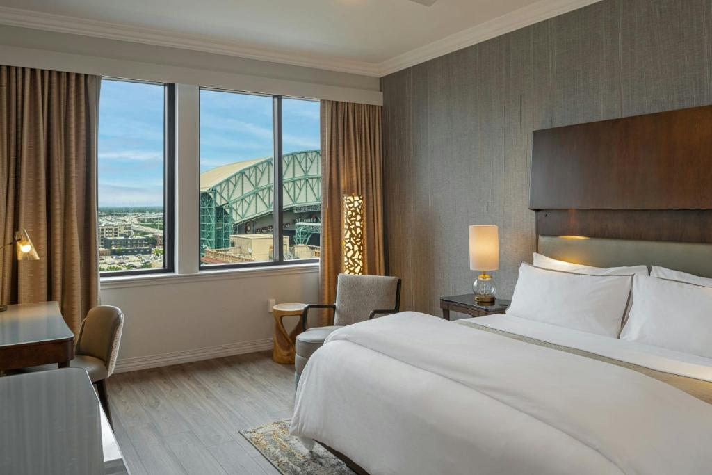 The Westin Houston Downtown